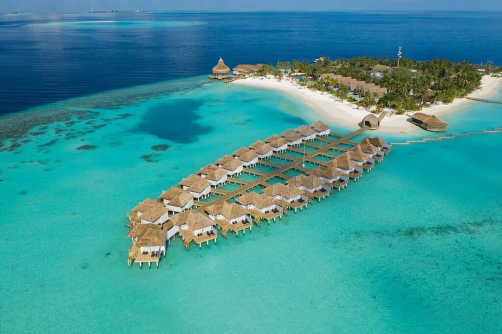 OUTRIGGER Maldives Maafushivaru - 5-star resort in South Ari (Alif Dhaal ) featuring pristine beaches, crystal-clear lagoon, and overwater villas