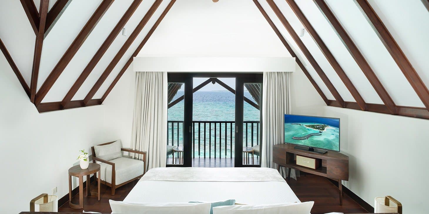 Overwater Ocean Suites with Infinity Pool - Heritance Aarah