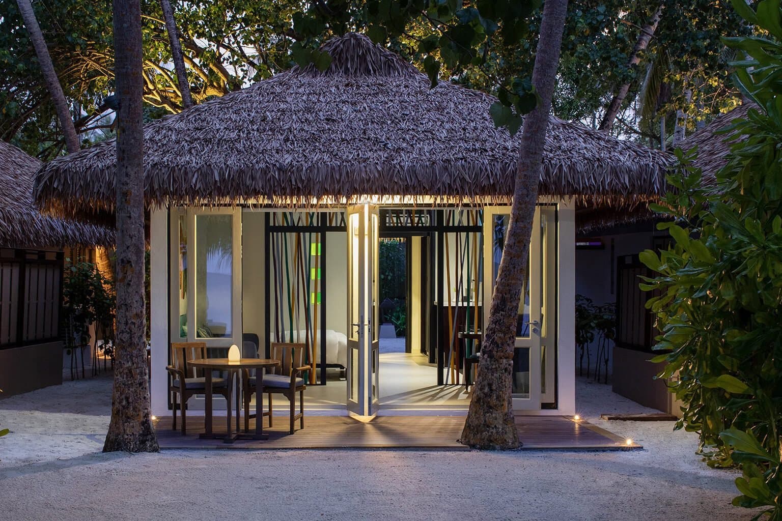 Beachfront Villa - Dhawa Ihuru