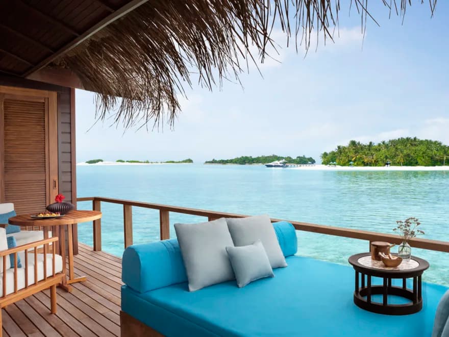 Superior Over Water Villa - Anantara Veli