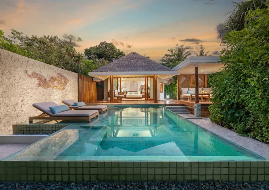 Sunset Beach Pool Villa - Anantara Kihavah