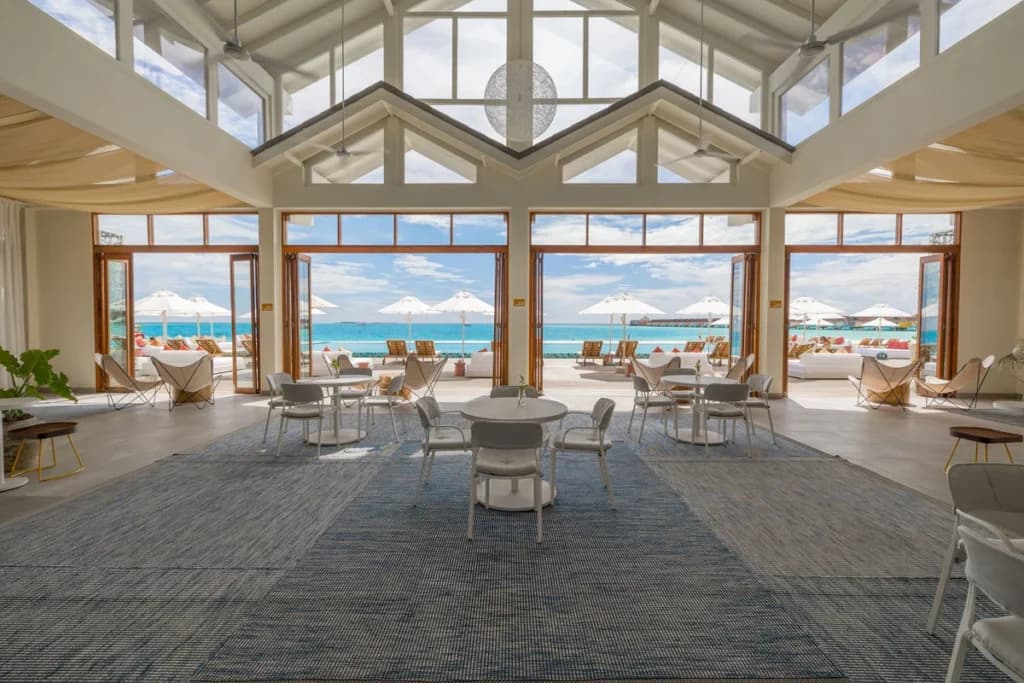 Joos Café - Sophisticated fine dining restaurant at The Standard Huruvalhi Maldives featuring elegant tropical ambiance and gourmet cuisine