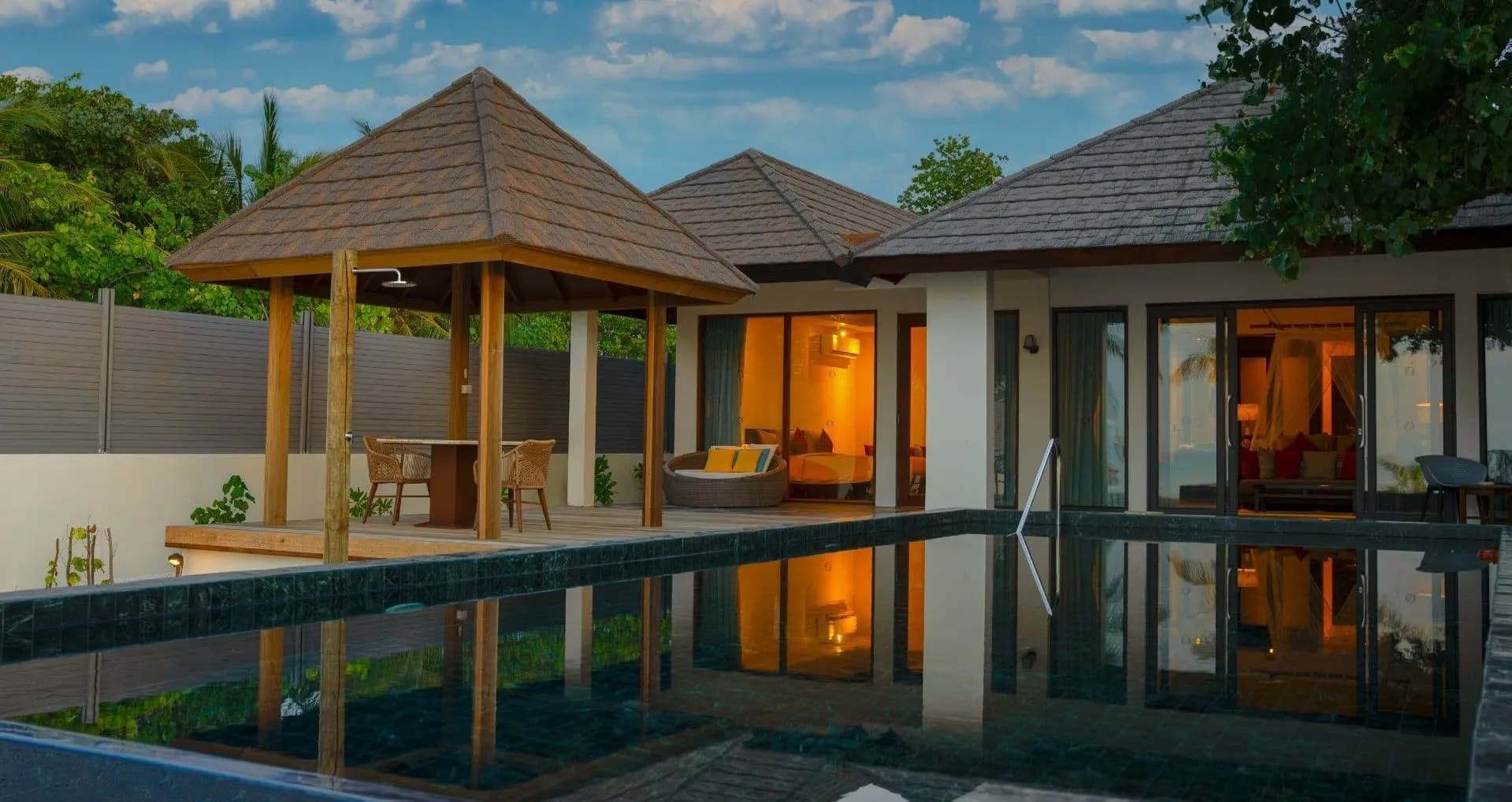 Two Bedroom Sunset Family Beach Villa with Pool - Atmosphere Kanifushi